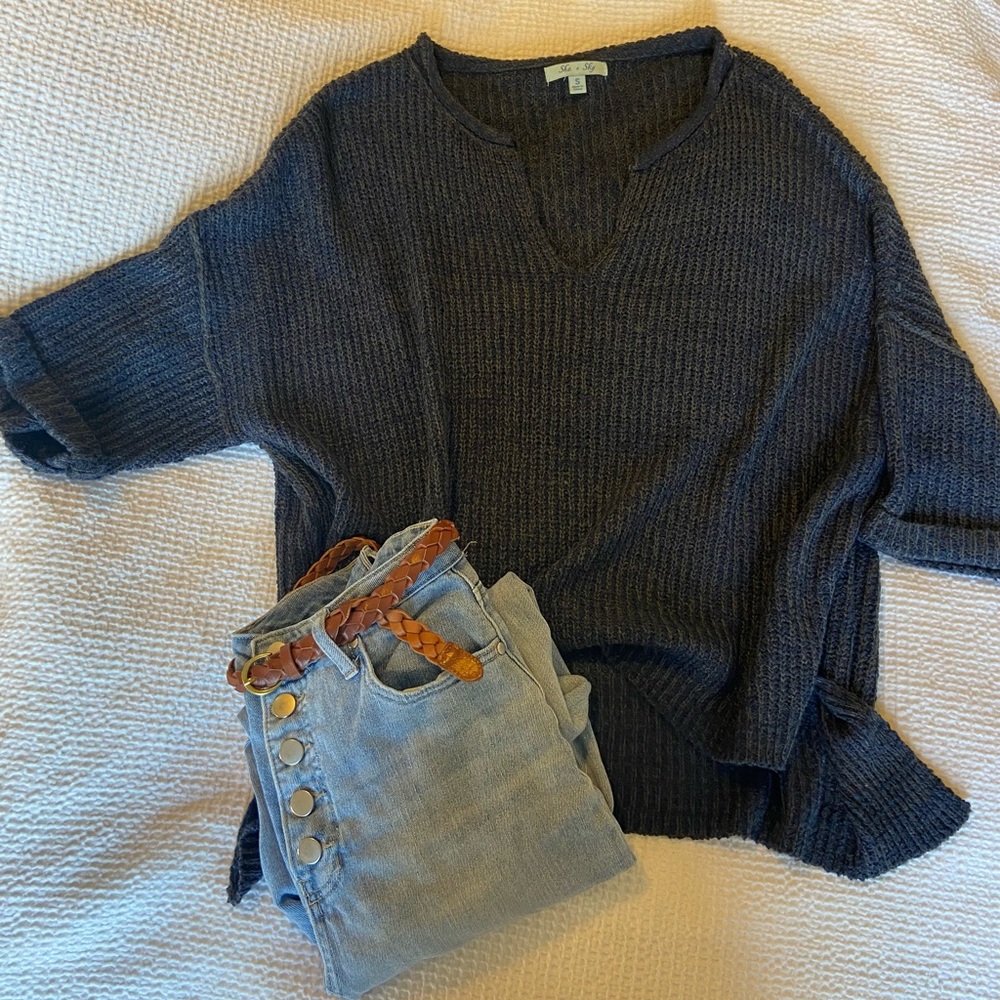 Boutique Navy Blue She + Sky Short Sleeve Knit Sweater